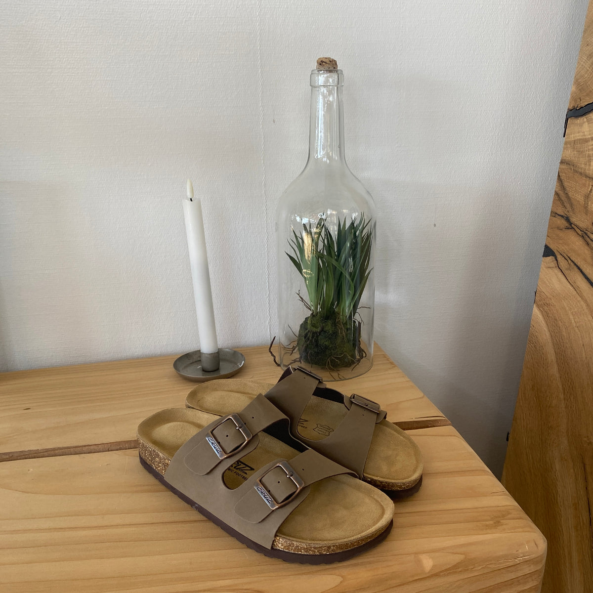 Cruz slip on sandal – Brun