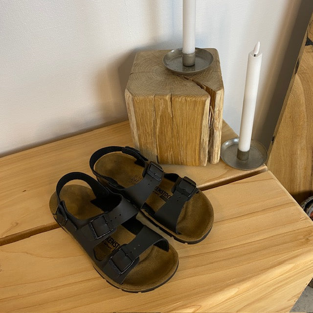 Sort Birkenstock Kano sandal med skridsikre såler