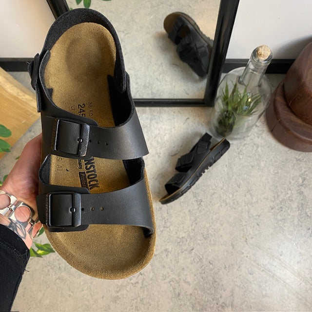 Sort Birkenstock Kano sandal med skridsikre såler