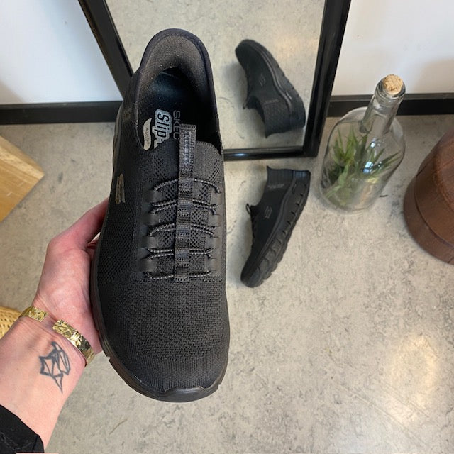 Sort Skechers slip-ins med svangstøtte