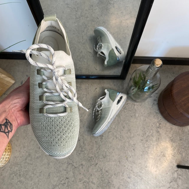 Remonte slip-on sneakers med god svangstøtte