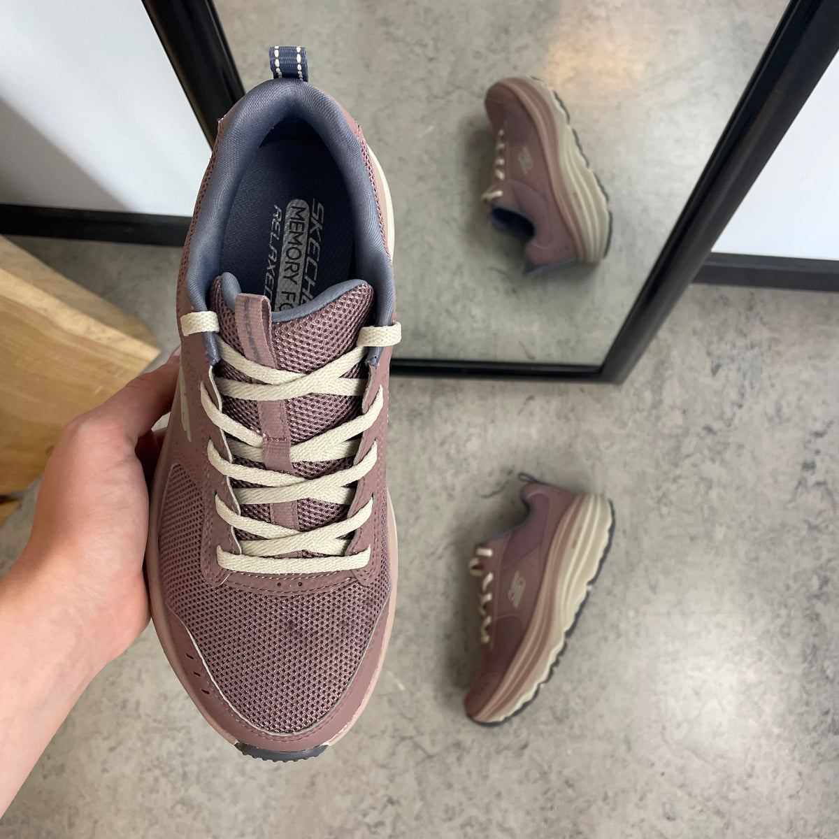 Skechers Adventure sko - stødabsorberende damesko med ekstra plads