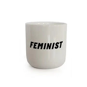 Krus med teksten Feminist