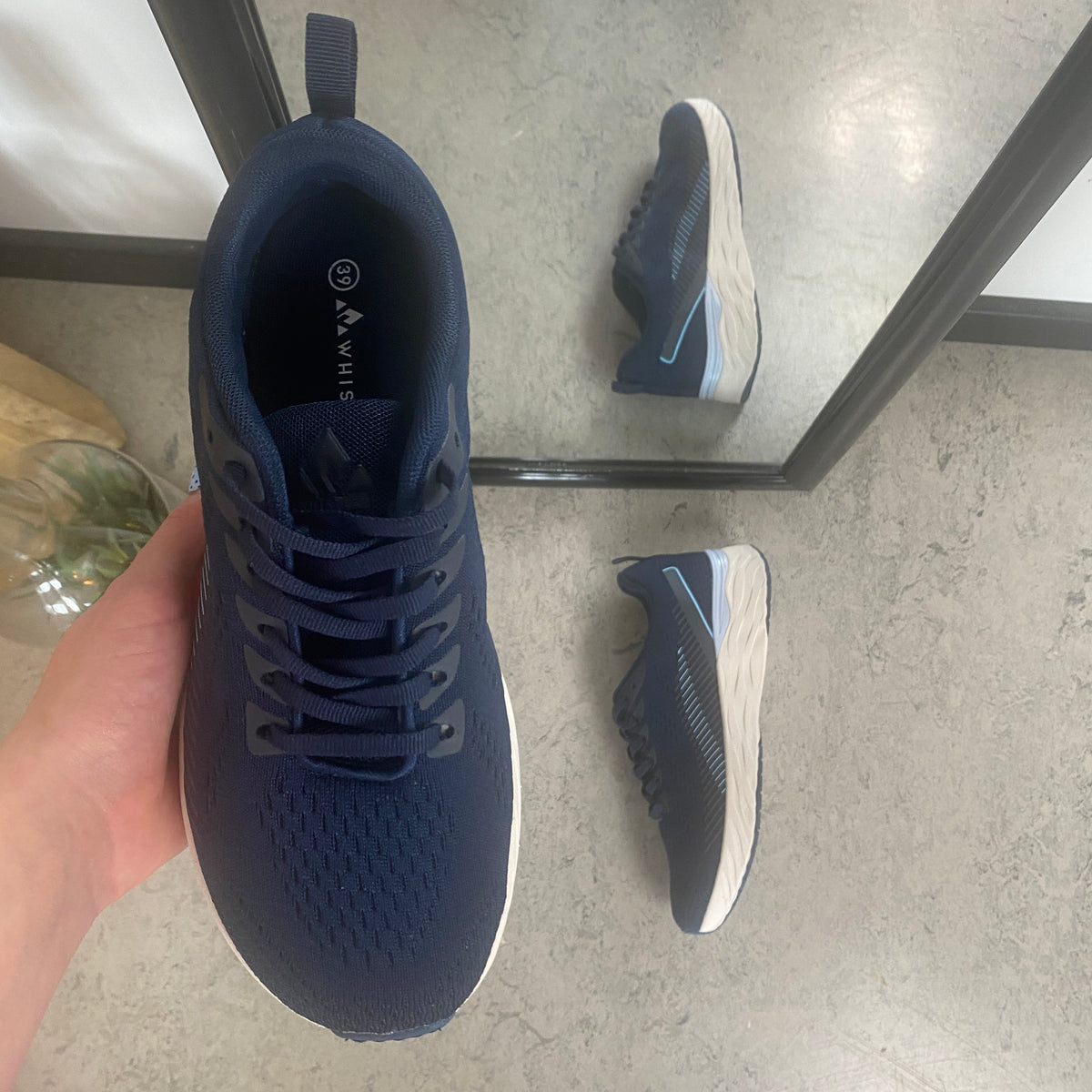 Linares W Wide Fit Shoe – mørkeblå letvægtssko med ekstra bredde