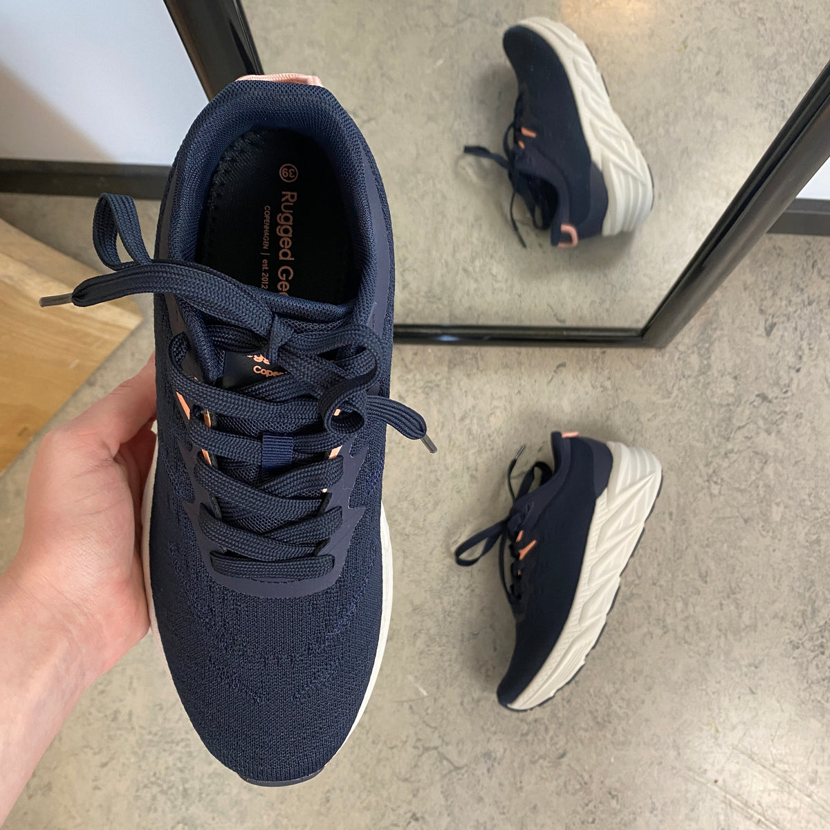 Rugged Gear New Chunk sneakers – navy med rosa detaljer
