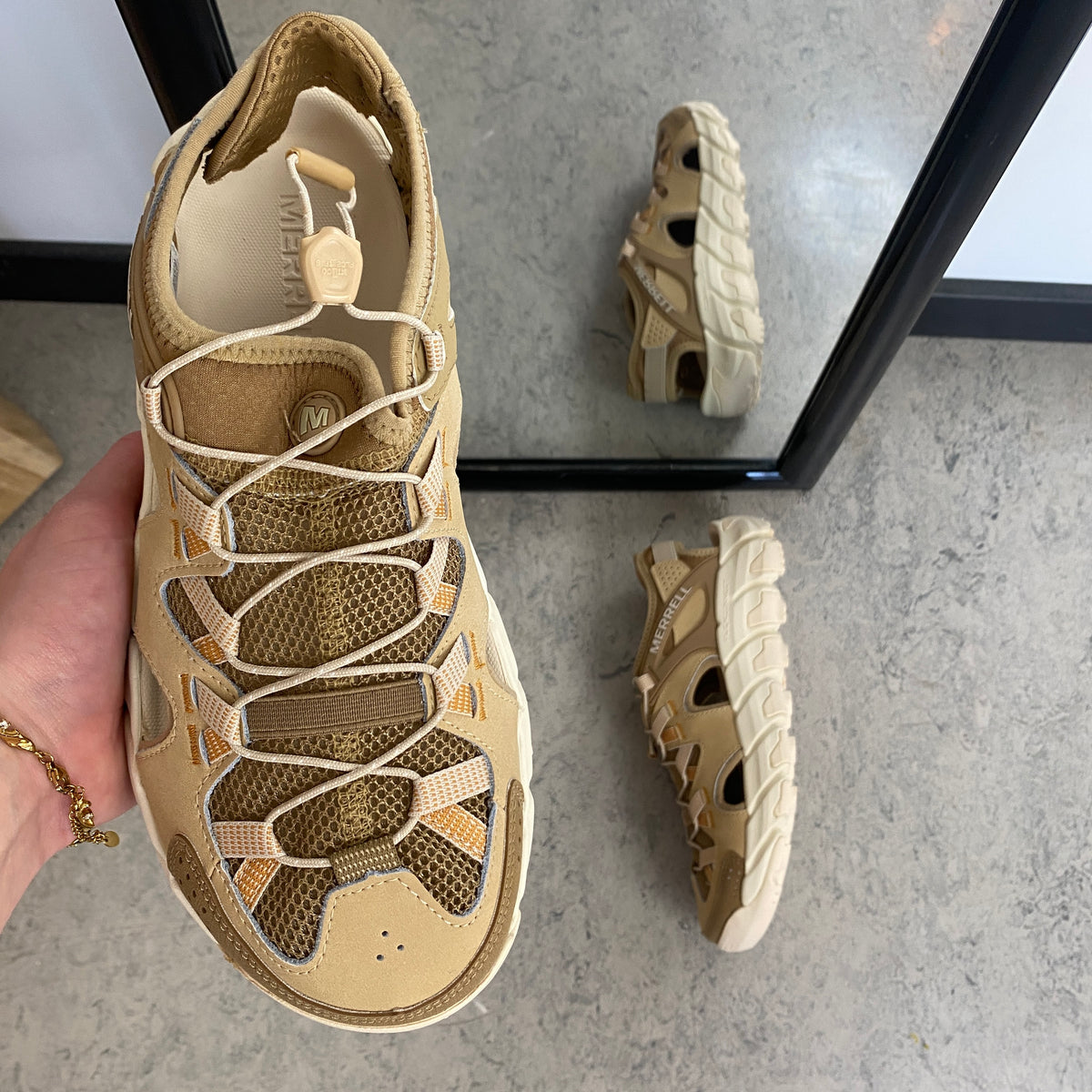 Merrell vandresandal – let, åndbar & stødabsorberende sandal