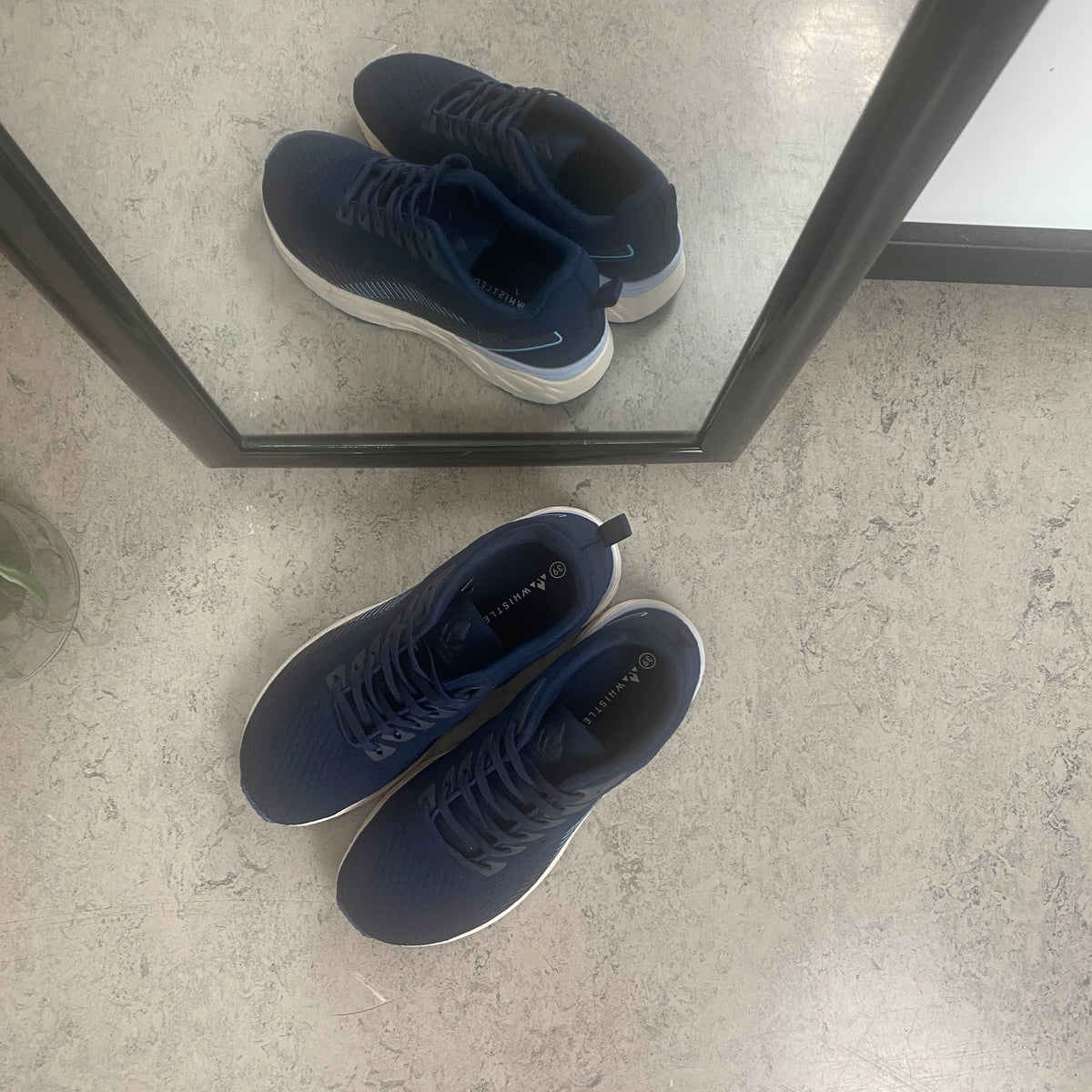 Linares W Wide Fit Shoe – mørkeblå letvægtssko med ekstra bredde