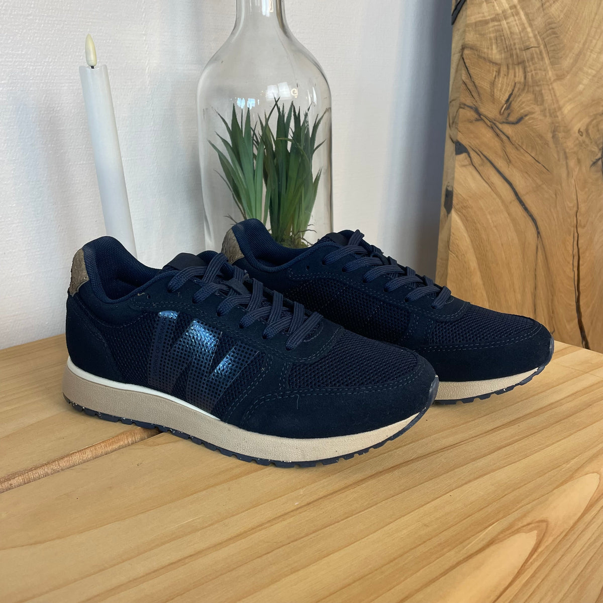 Woden Ydun Icon II – navy sneaker med sporty komfort