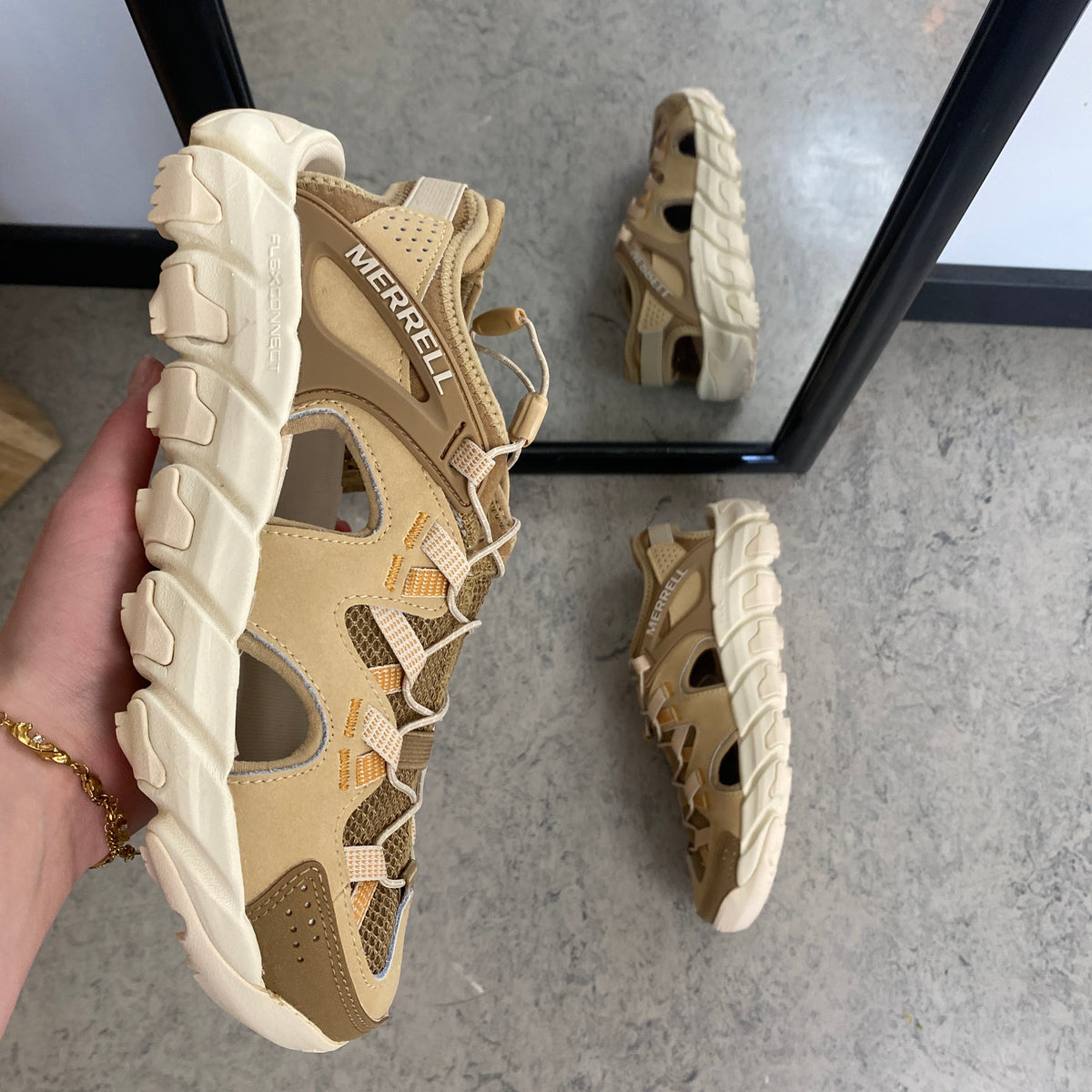 Merrell vandresandal – let, åndbar & stødabsorberende sandal