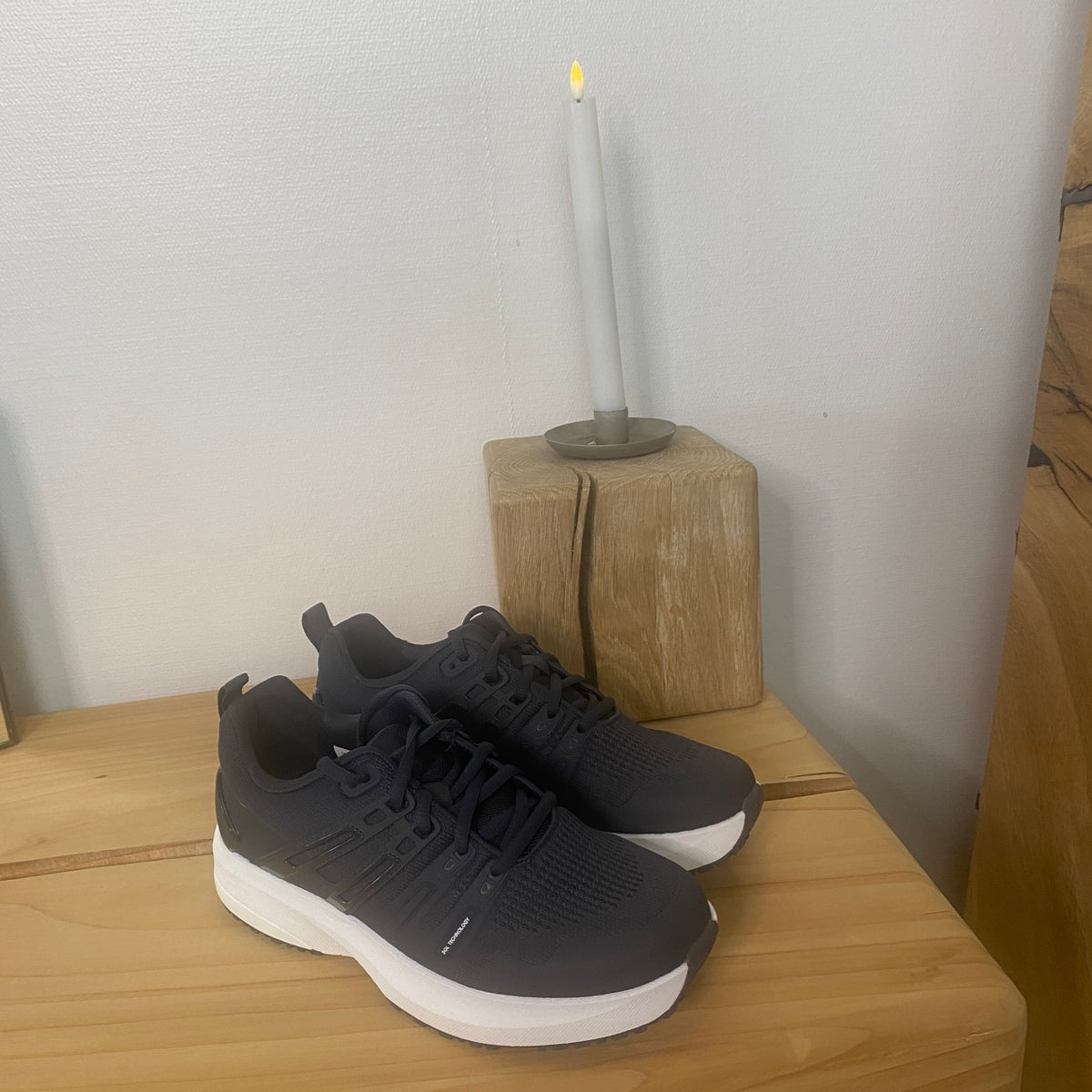 Gaitline Advance Lite – Grå med hvid bund