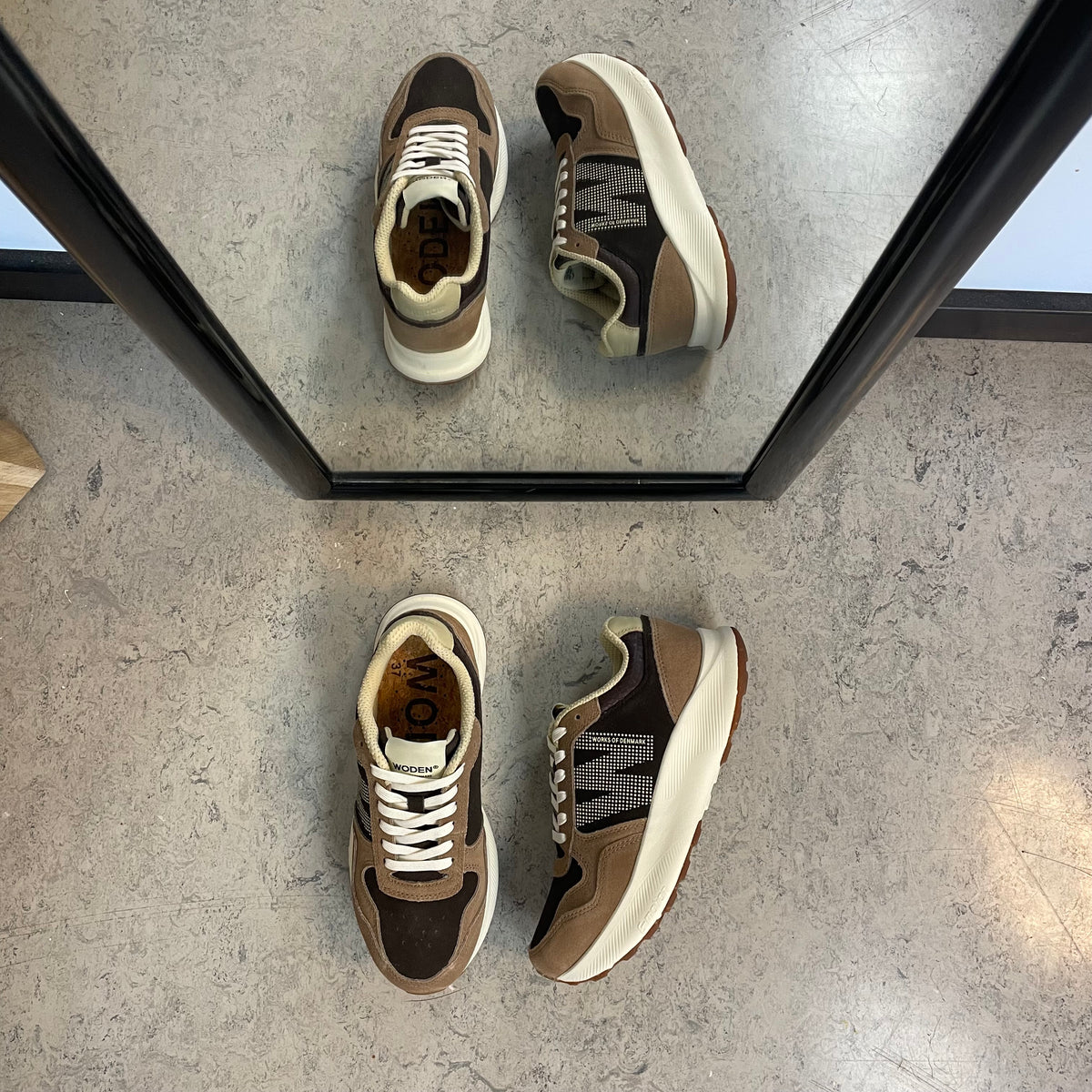 Mathilde – Woden sneaker i brune nuancer med let gængesål