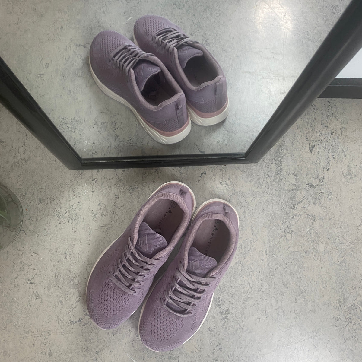 Linares W Wide Fit Shoe – mørk rosa letvægtssko med ekstra bredde