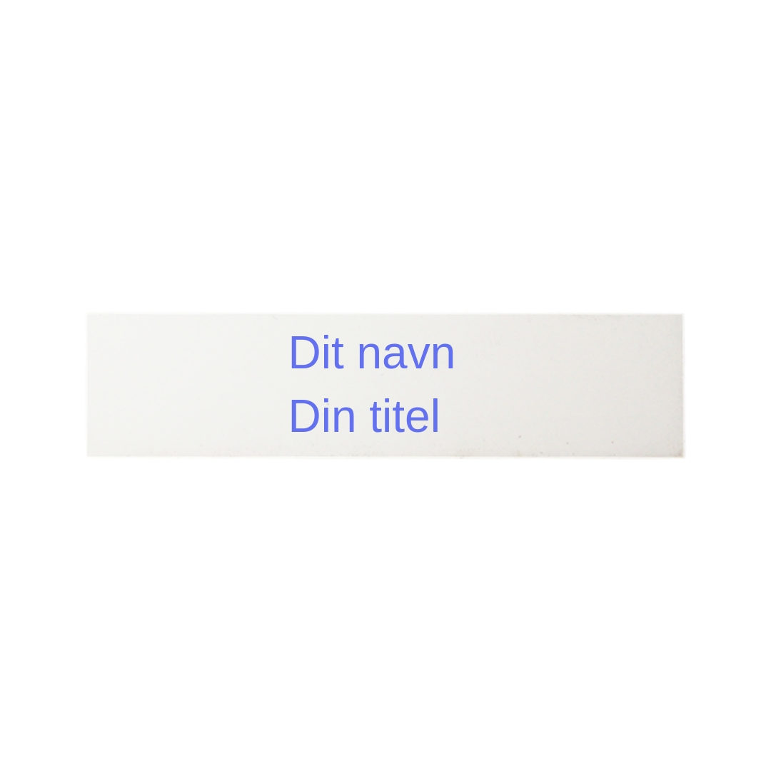 Navneskilt med militærklemme