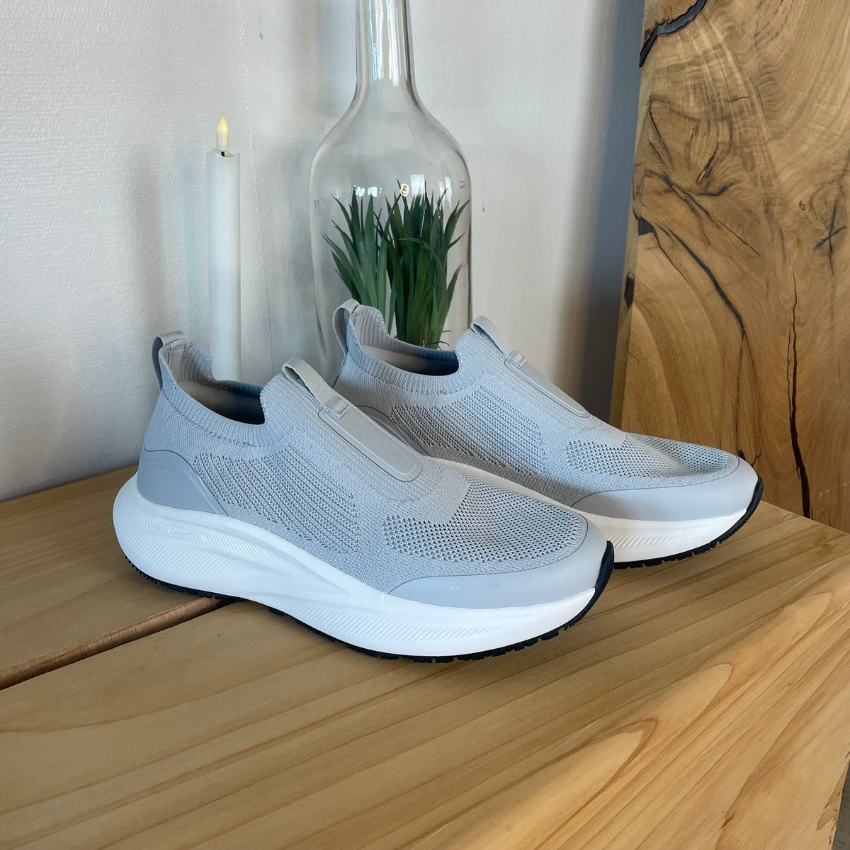Grå Slip-on arbejdssko med maksimal komfort & skridhæmmende sål