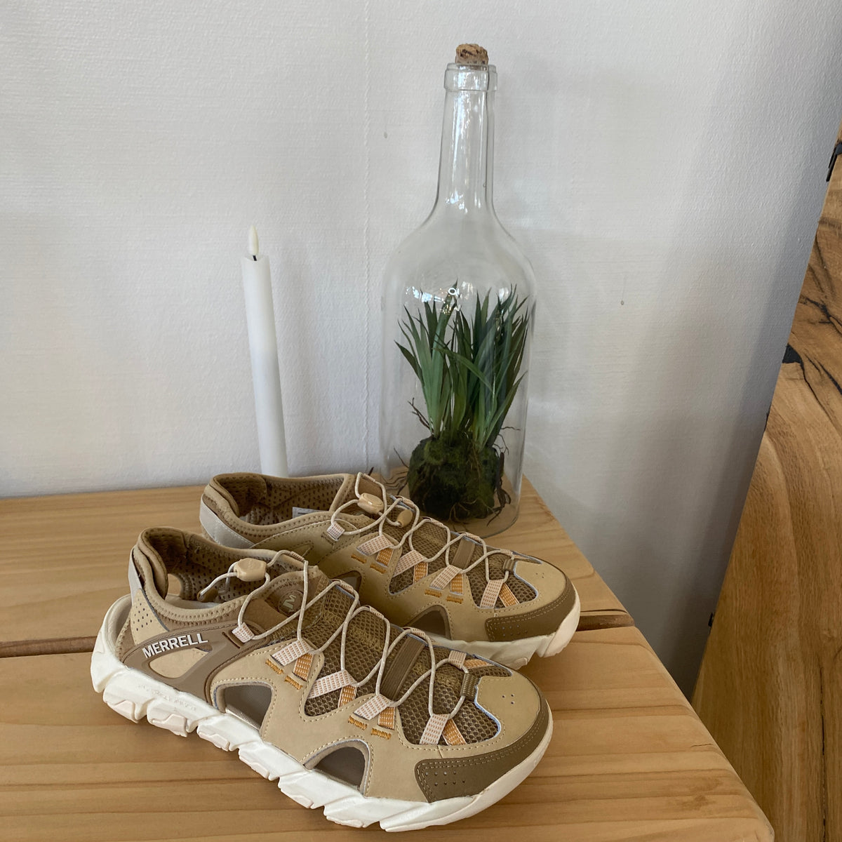 Merrell vandresandal – let, åndbar & stødabsorberende sandal