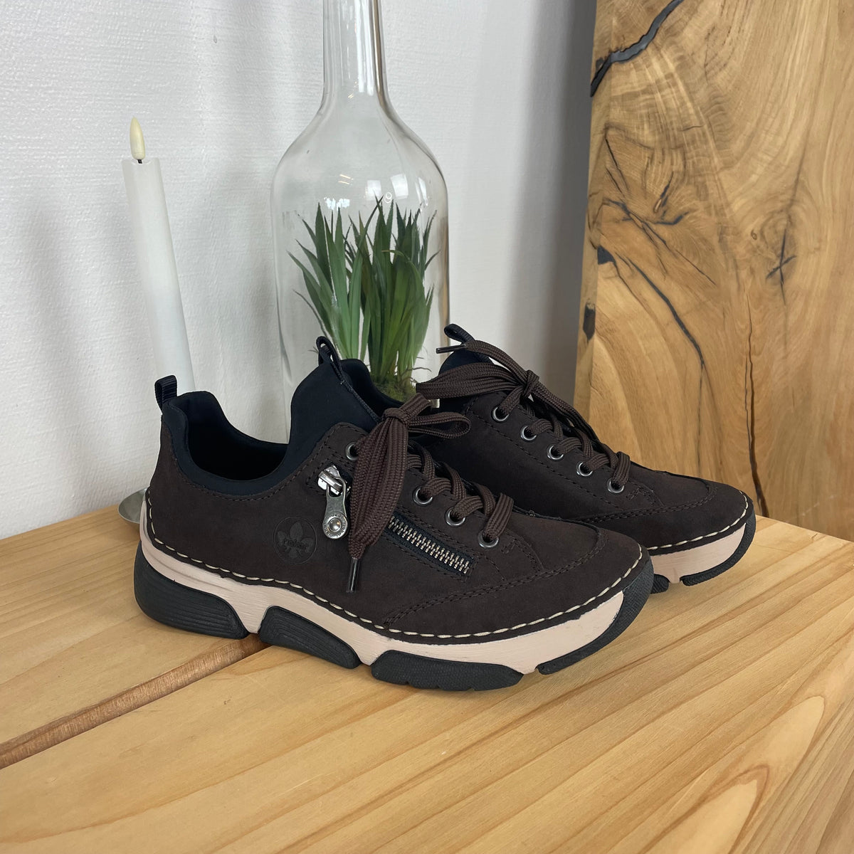 Rieker sneakers til dame i brun – stødabsorbering til hverdagen