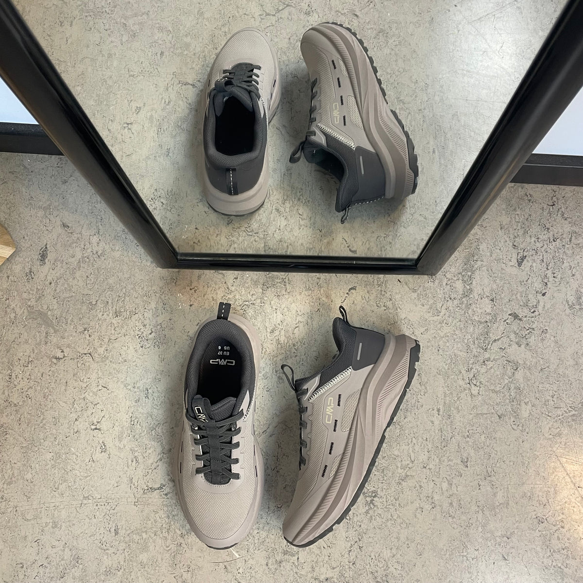 CMP Kymber Easy-Fit – lys grå sneaker med elastiksnørebånd