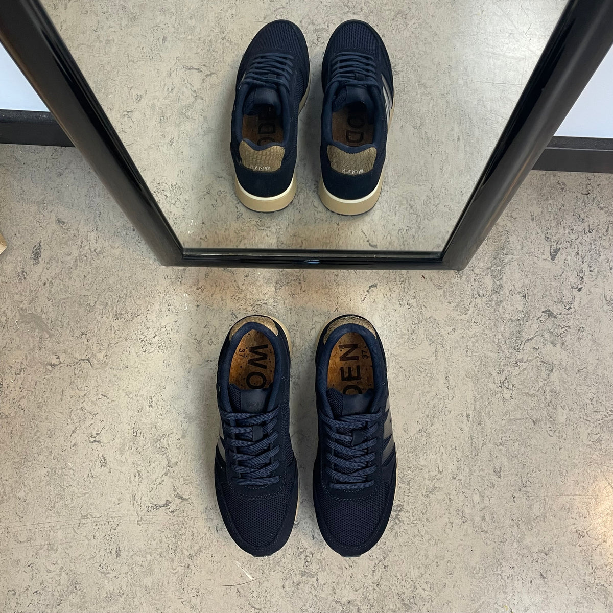 Woden Ydun Icon II – navy sneaker med sporty komfort