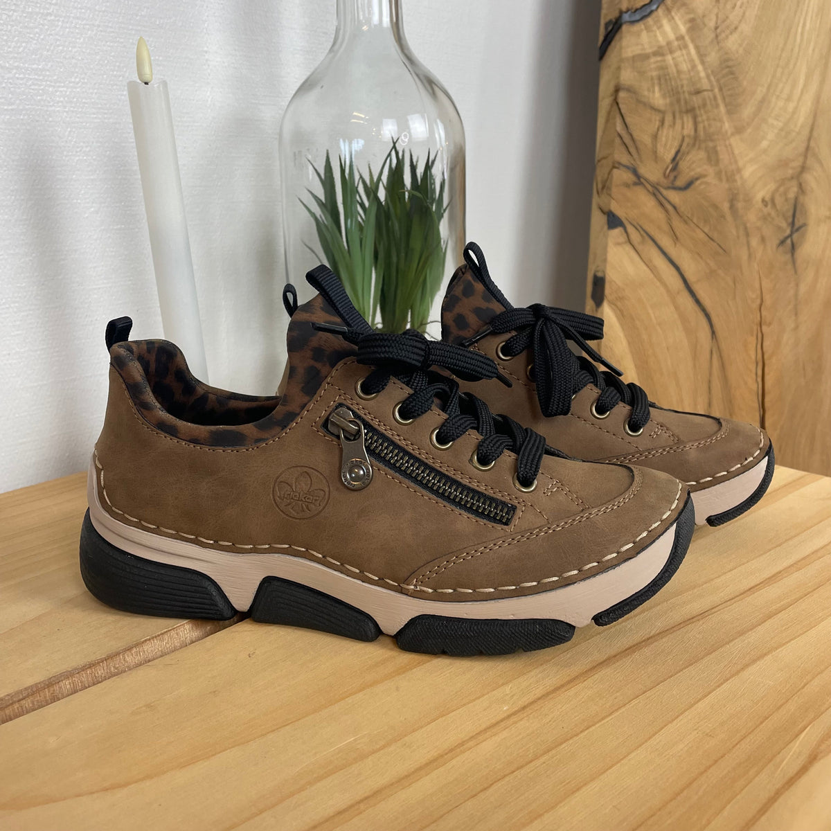 Rieker sneakers til dame i brun med leopard detaljer