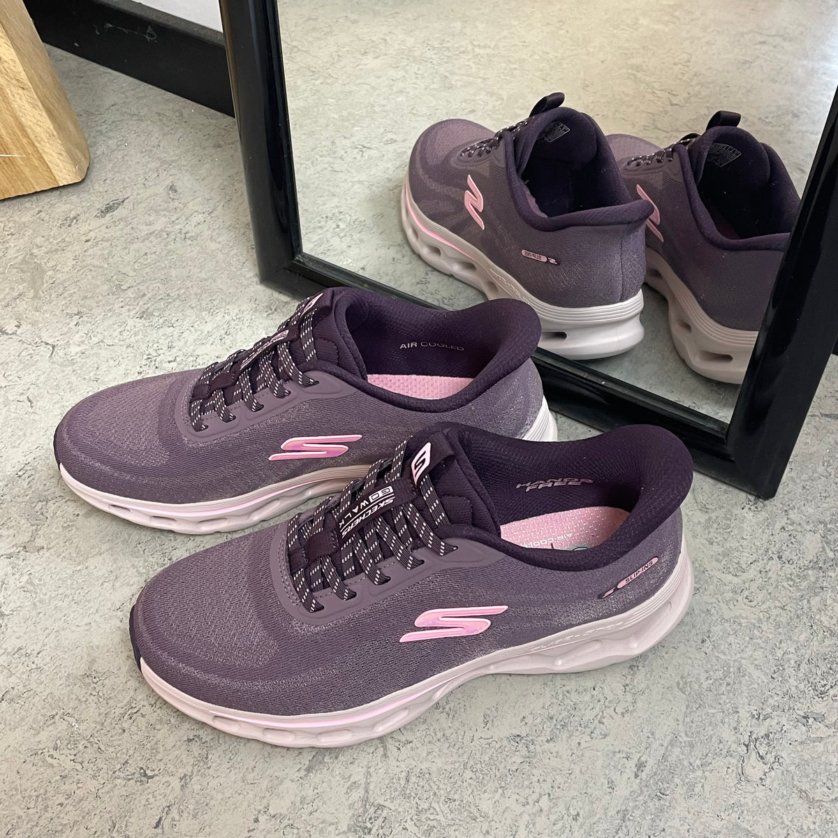 Skechers GO WALK Glide-Step 2.0 - Slip-in sko med stødabsorbering