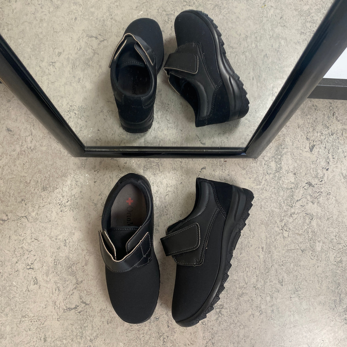 OrtoMed komfortsko med velcro – nem pasform og stabil støtte
