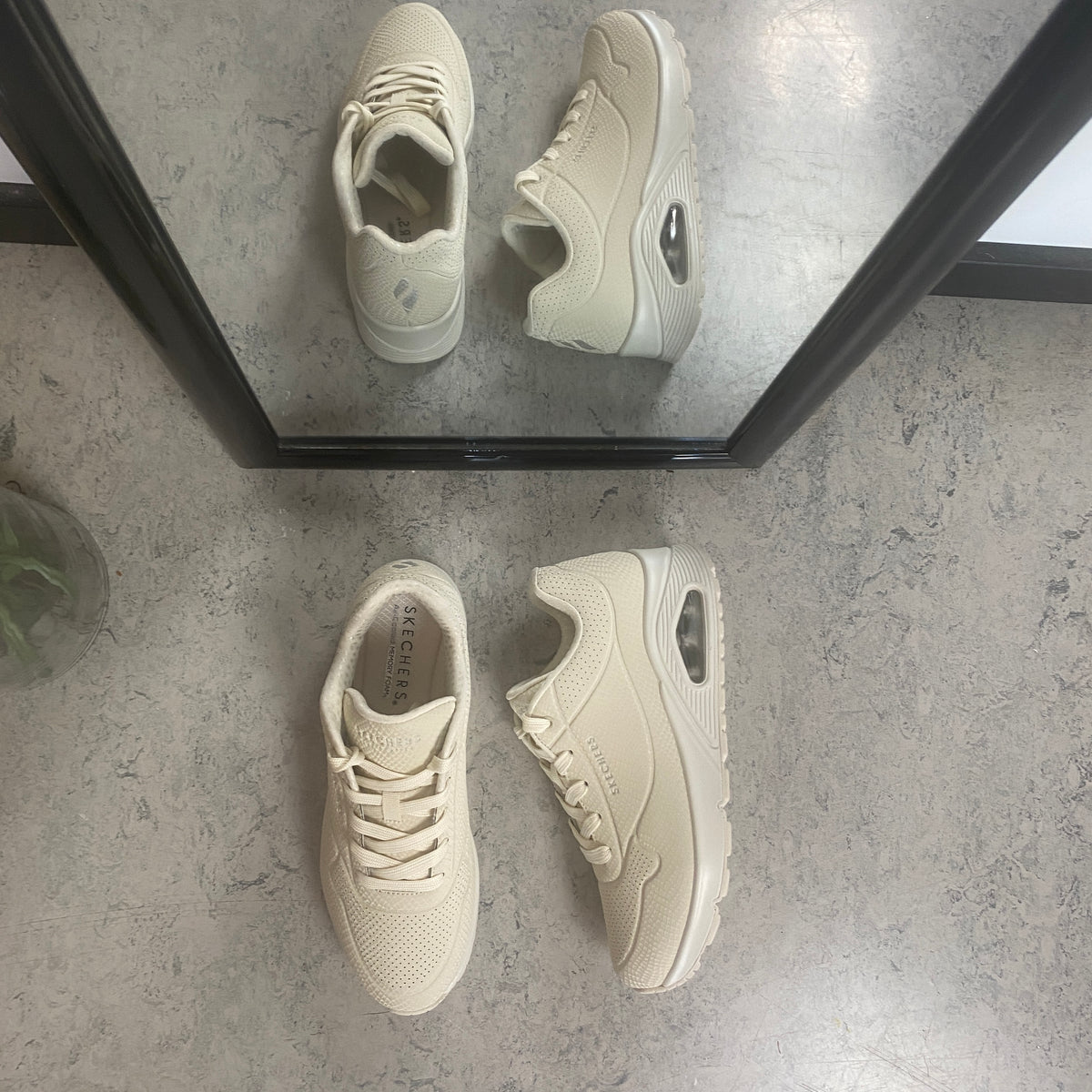 Skechers Street™ UNO – Shiny Scale – Cremehvid