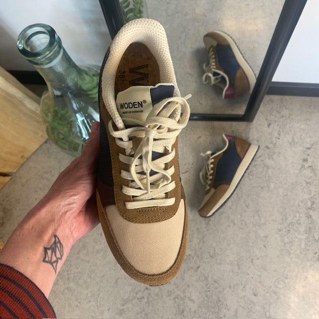 Flot Woden sneakers med svangstøtte og komfort