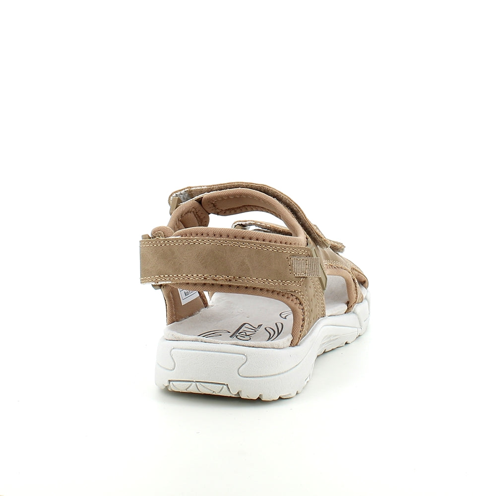 Sandfarvet sandal med regulerbare remme