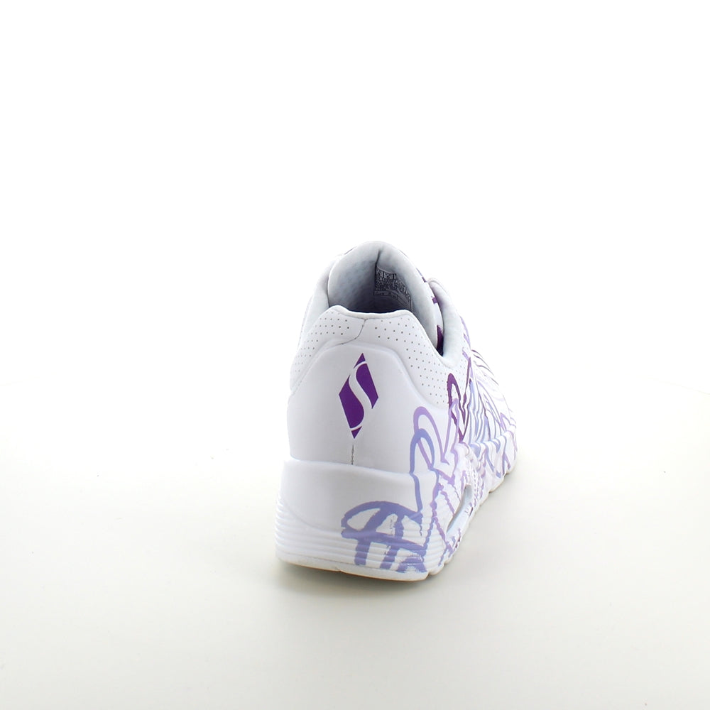 Lilla farvede hjerte sko fra Skechers