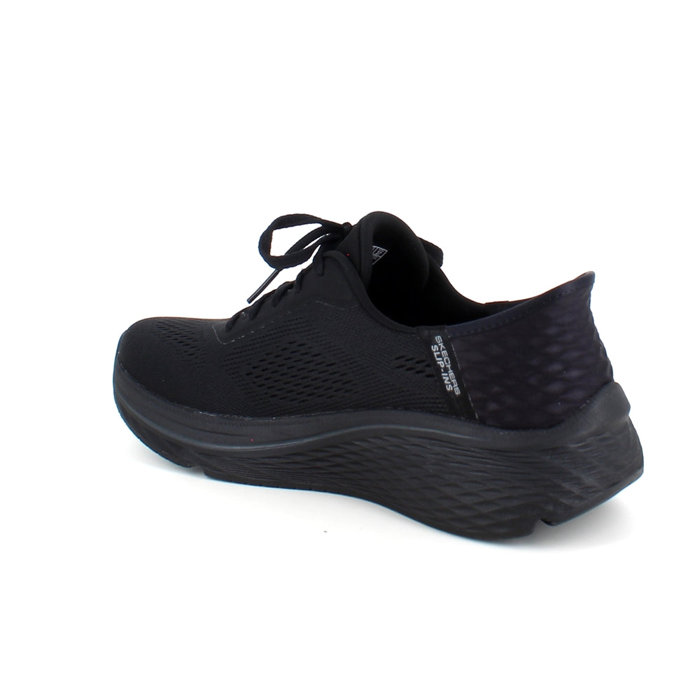 Slip-ins fra Skechers med snørre og Max Cushion bund