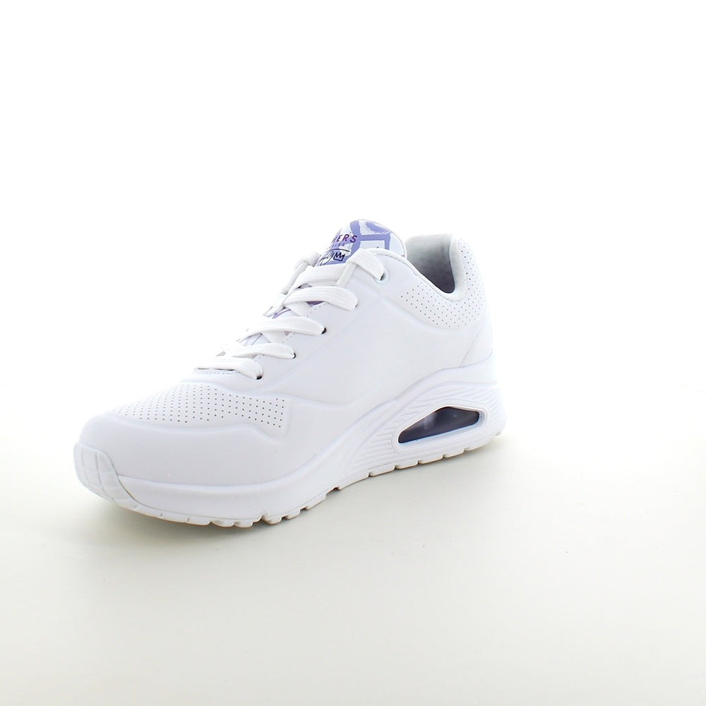 Lilla farvede hjerte sko fra Skechers