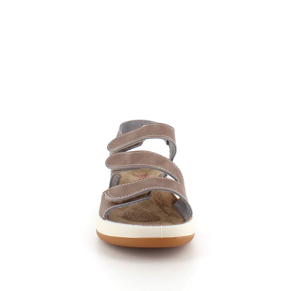 Elegant brun skindsandal med justerbare remme