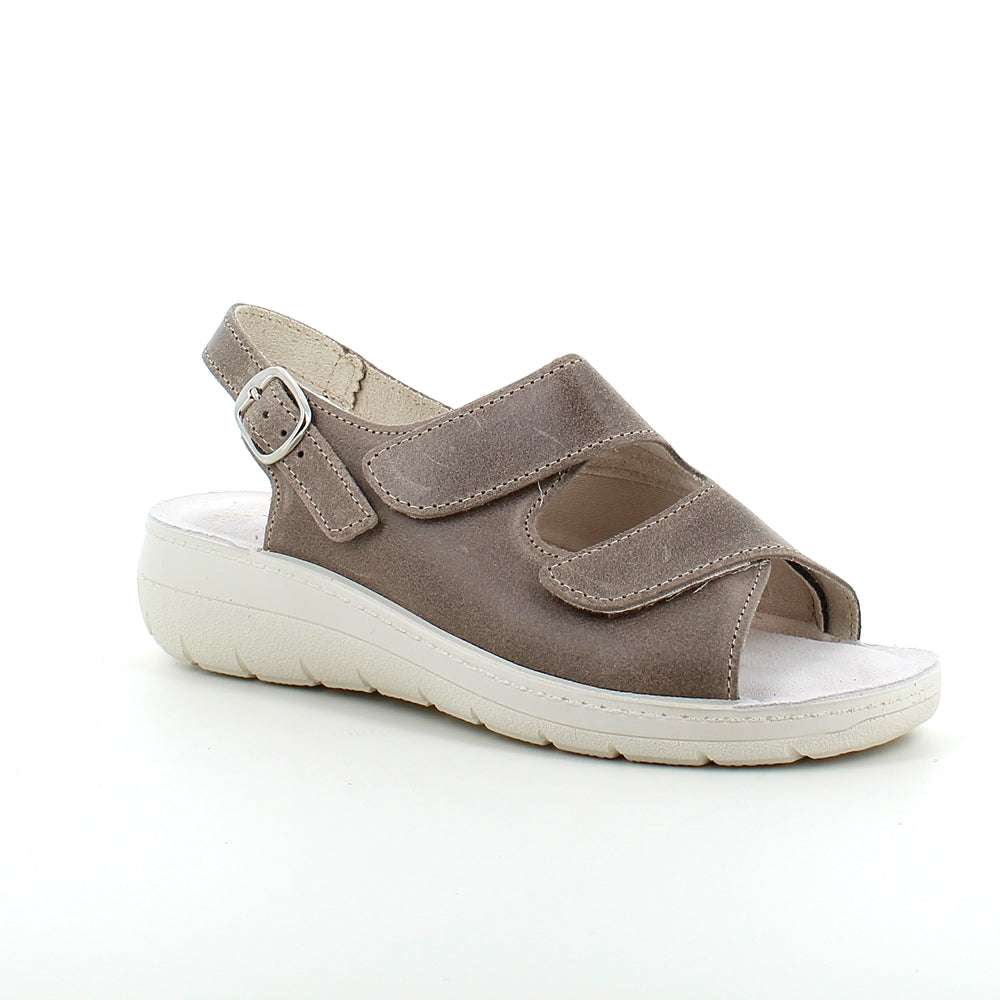 Bred ortopædisk sandal i beige med velcro og ekstra plads til knyster