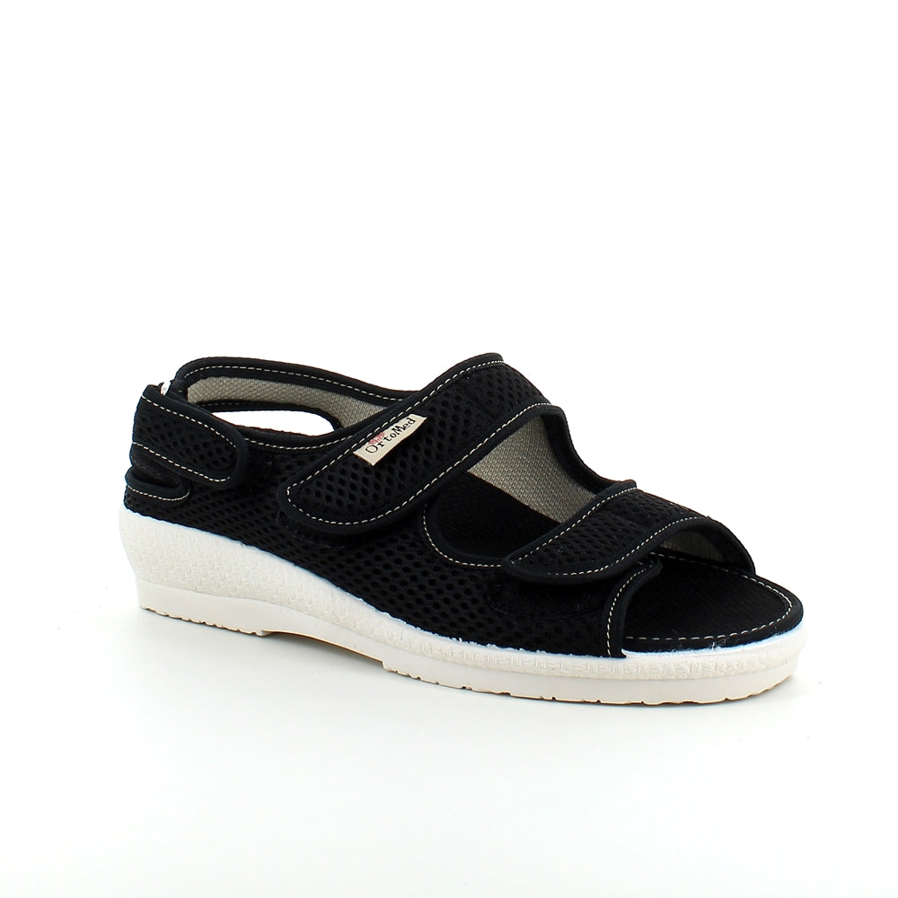 Bred sandal fra OrtoMed med velcro