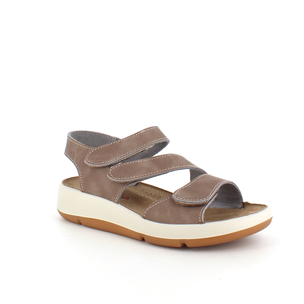 Elegant brun skindsandal med justerbare remme