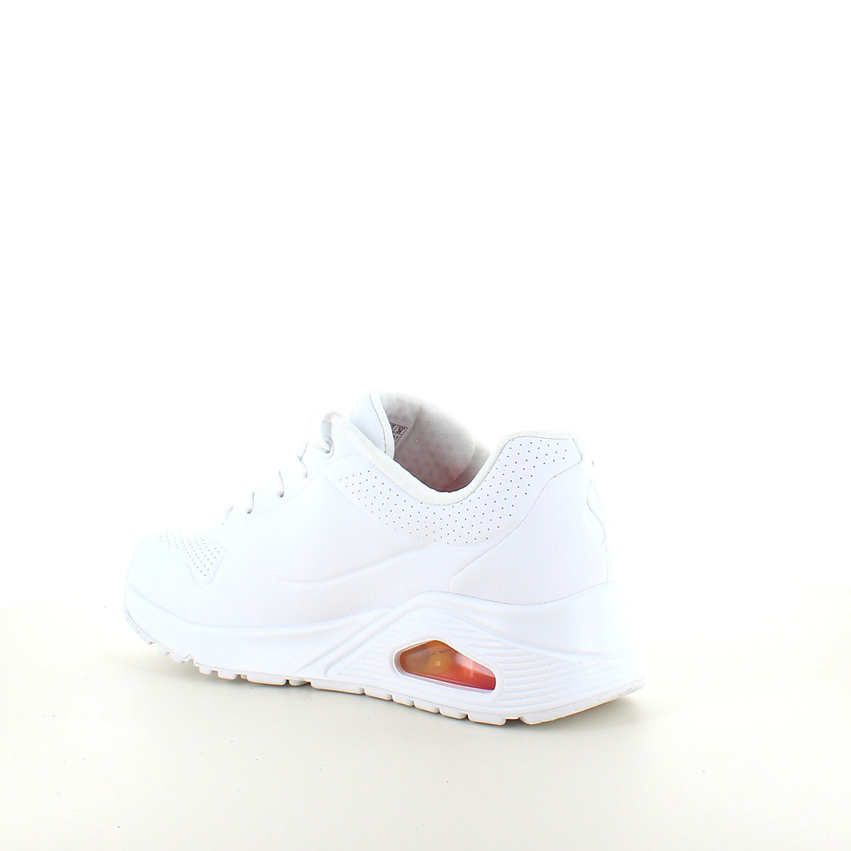 Skechers Street™ x JGoldcrown: UNO – Hjertesko
