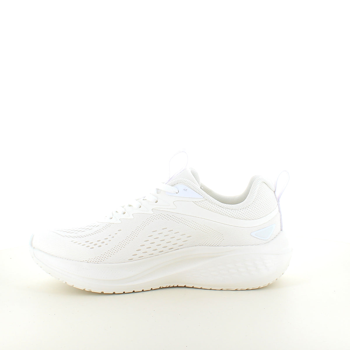 Rugged Gear Simple Sport – let og komfortabel sneaker i hvid