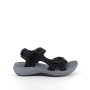 Clarks Cloudsteppers sandal i sort med blød komfort