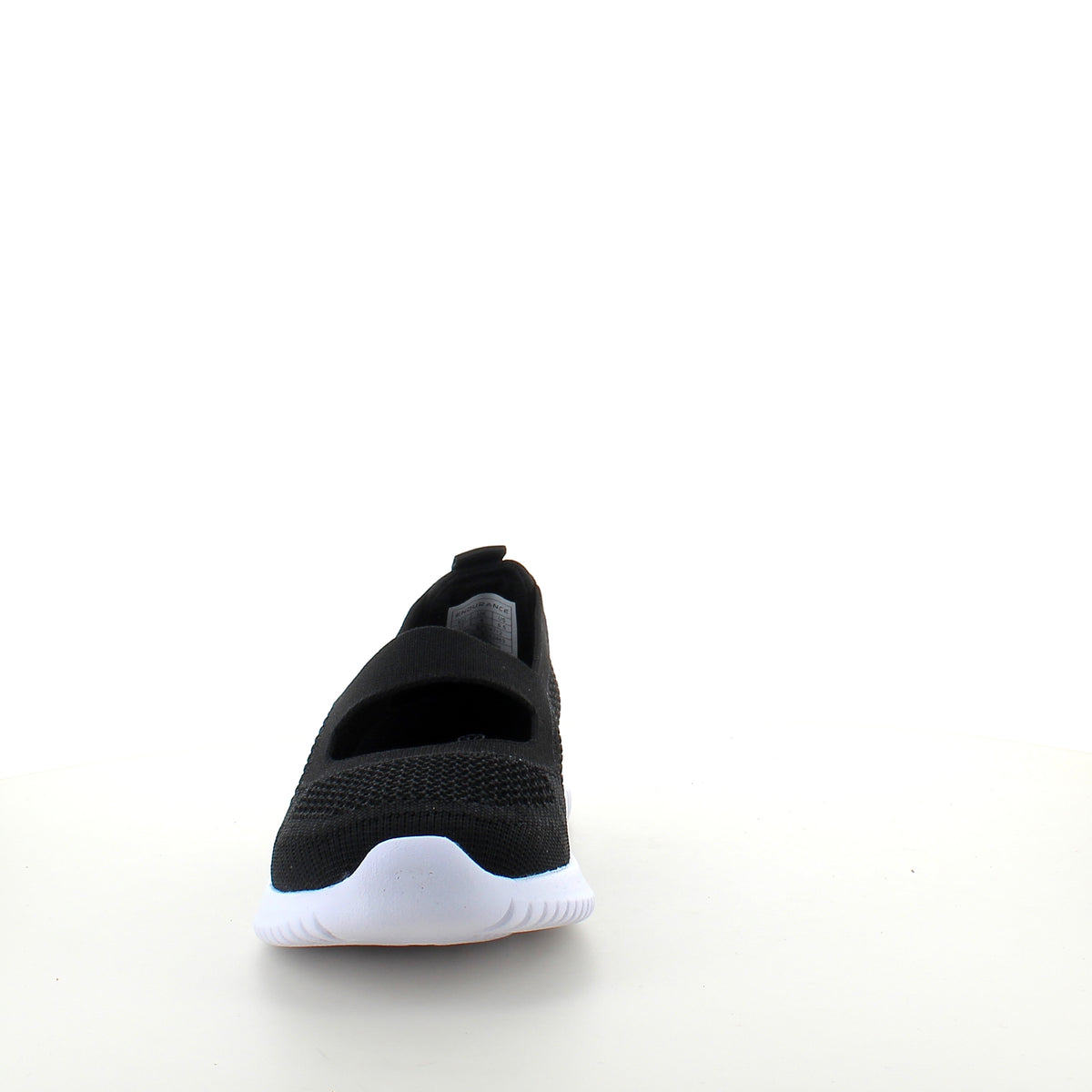Sort slip-on ballerina fra Endurance med fleksibel komfort