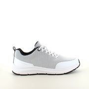 Hvid vandafvisende komfort sneaker med skridhæmmende sål fra Oivio Fit