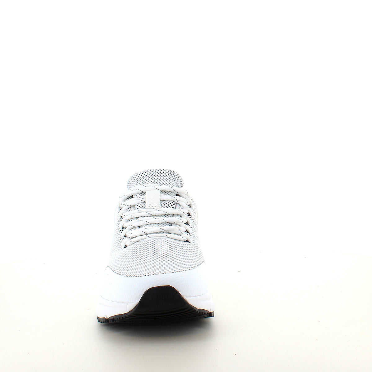 Vandafvisende komfort sneaker i hvid med skridhæmmende sål