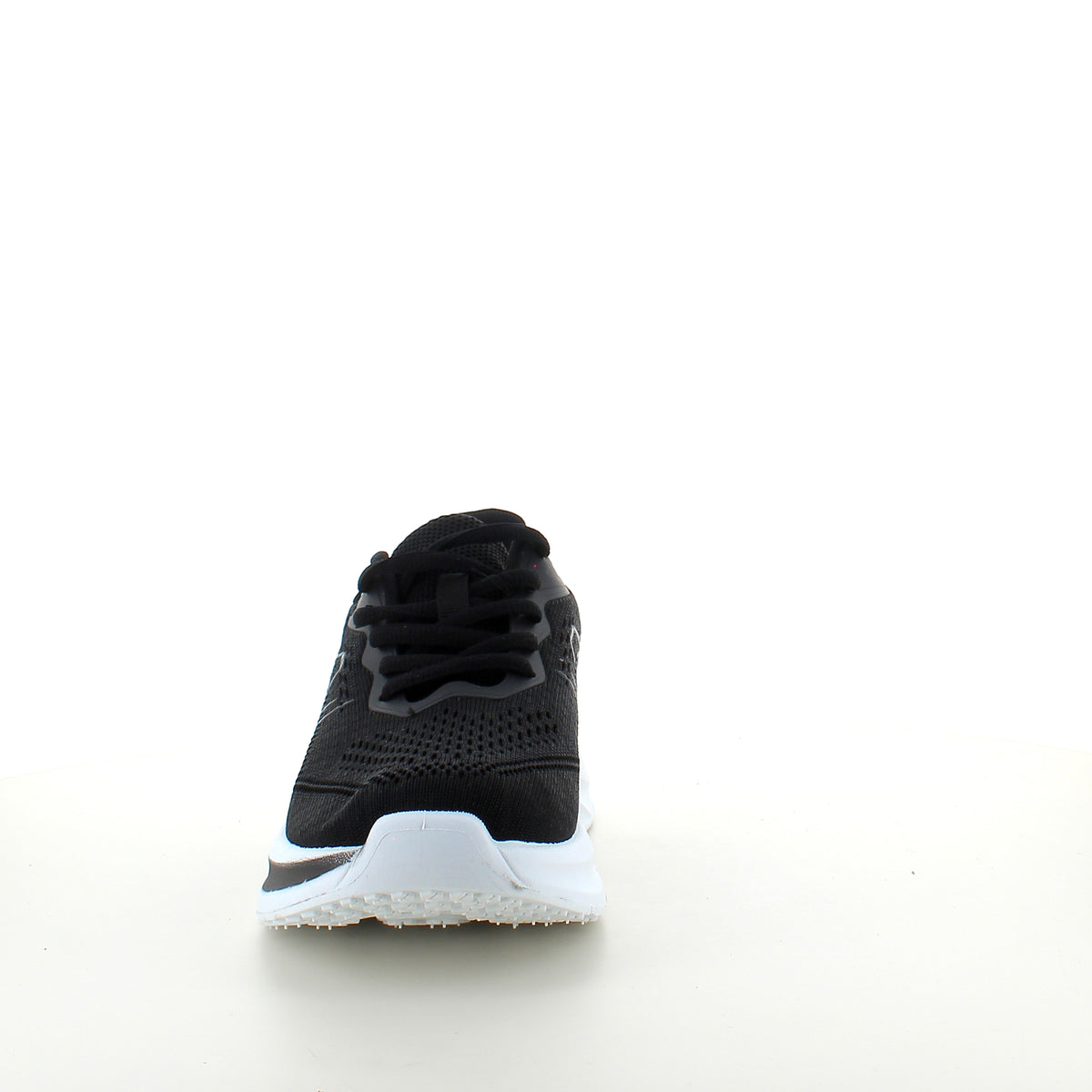 Sort letvægts sneaker med stødabsorbering & åndbart mesh