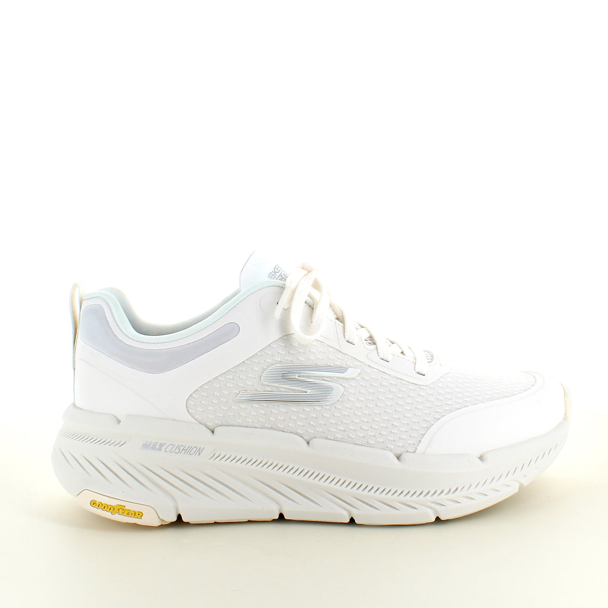 Åndbar hvid MaxCushioning sko fra Skechers