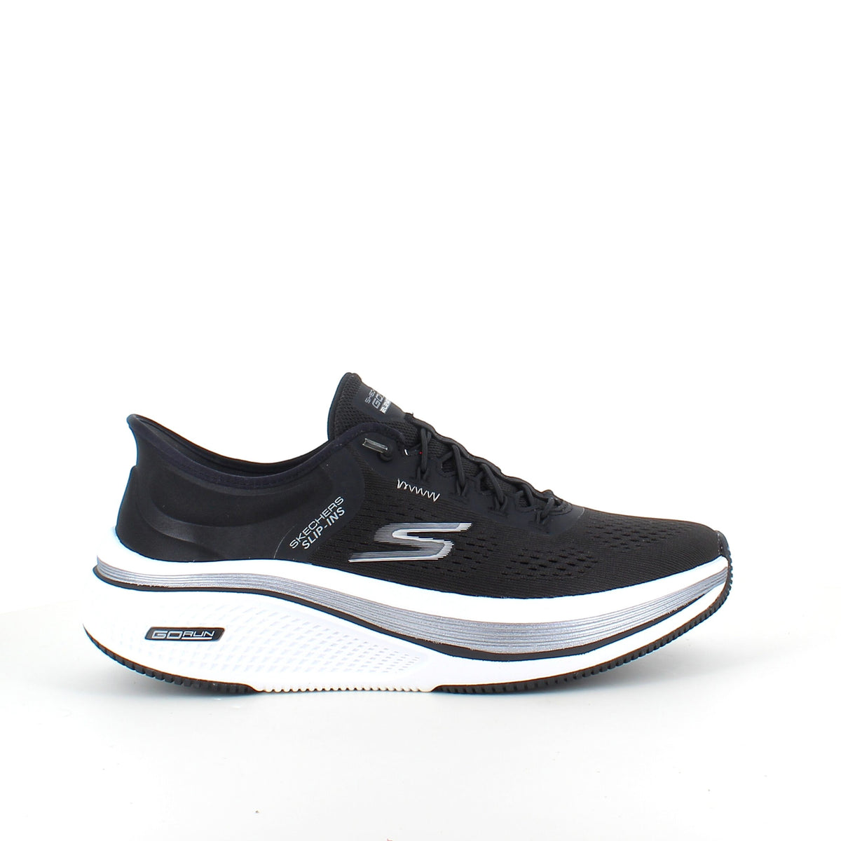Sort slip-ins sko fra Skechers med elastiksnøre