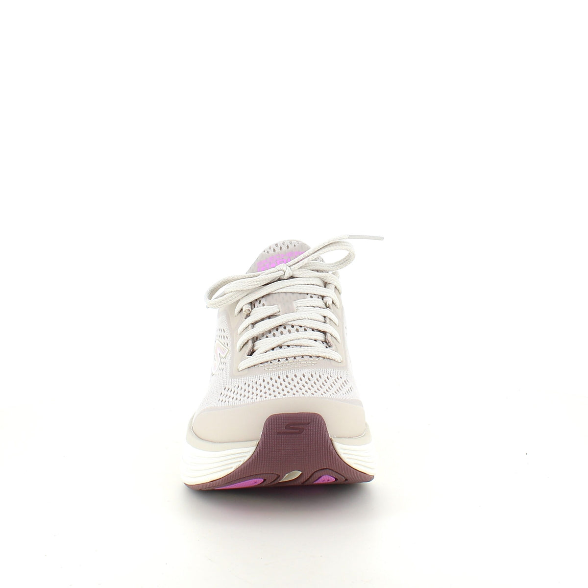 Beige Skechers slip-in med MaxChusion bund