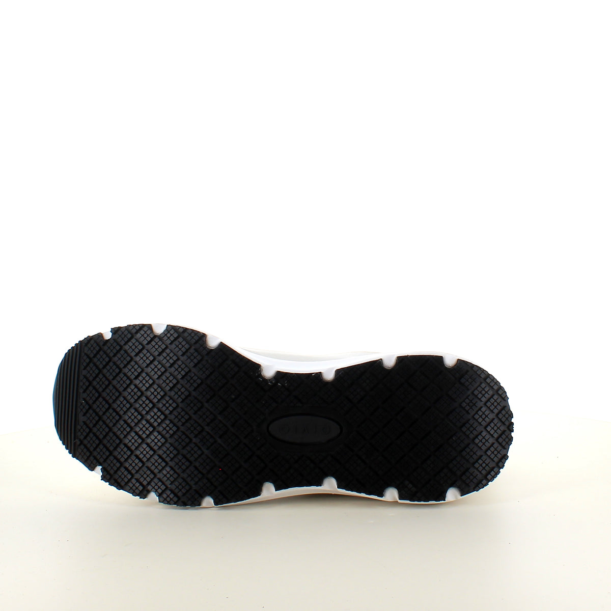 Hvid komfort sneaker med skridhæmmende sål & vandtæt membran