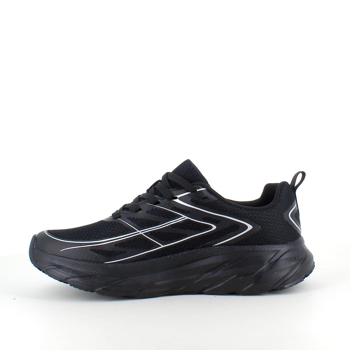 Sort sneakers i åndbart mesh