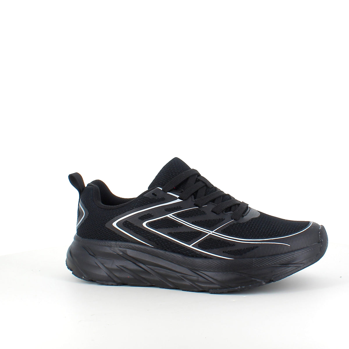 Sort sneaker i åndbart mesh