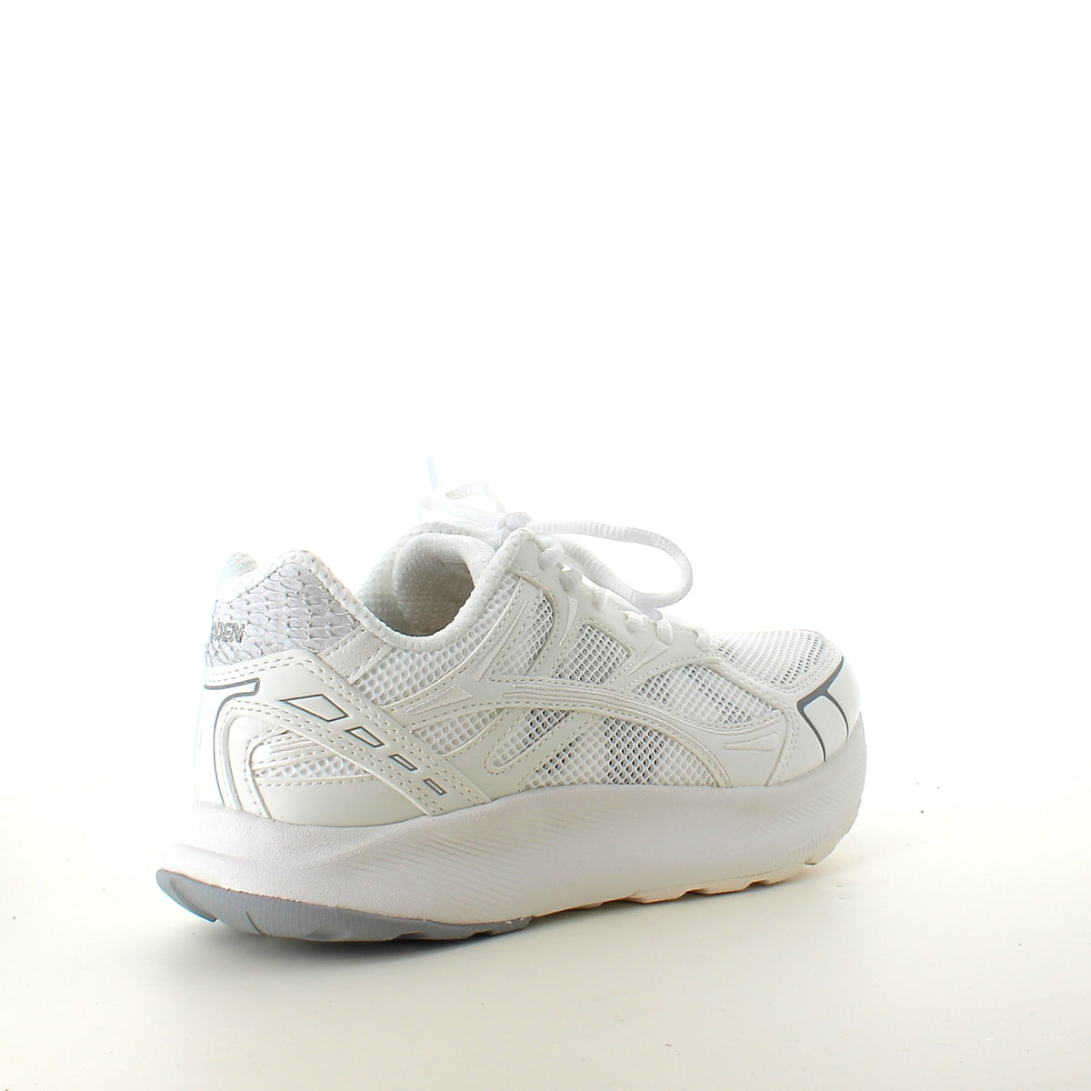 Woden letvægts sneakers med god svangstøtte
