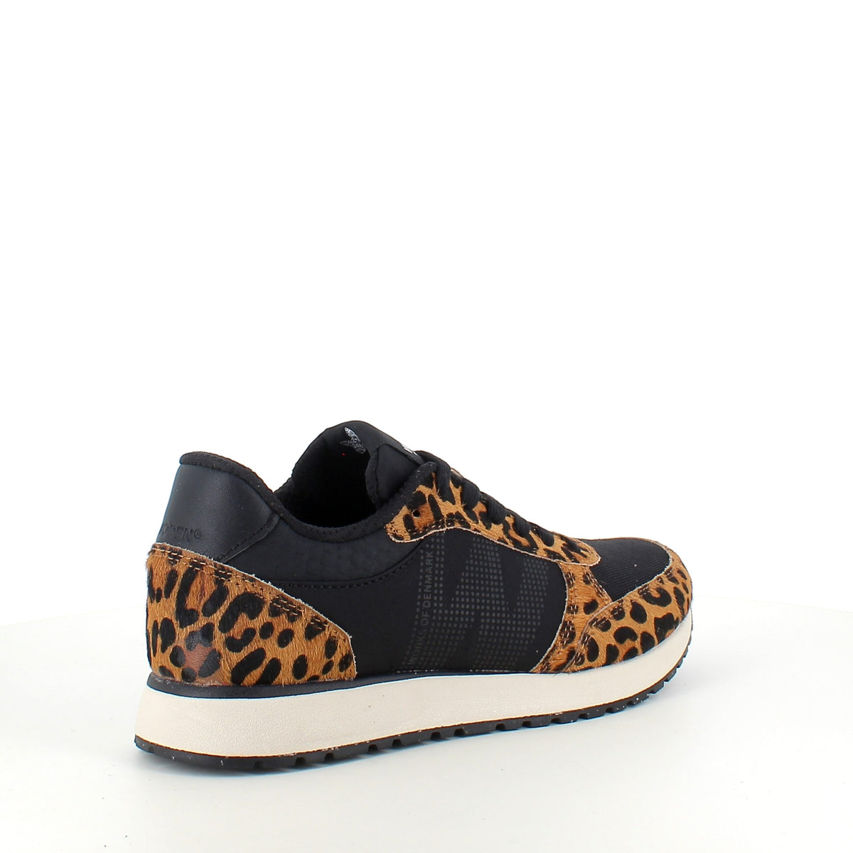 Smarte Woden sneakers i sort mix med leopardmønster